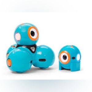 Like-New Dot + Dash Coding Robots with Accessories